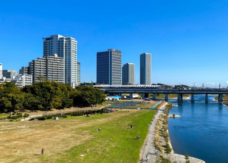 D's court向ヶ丘遊園4